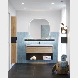 Dansani Squircle spejl med integreret LED-lys og lysstyring. 100x100