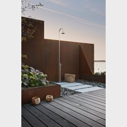 Outdoor Shower Duo med selvlukkende greb