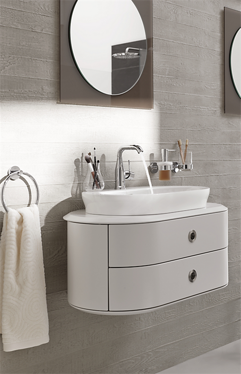 GROHE Essence M-size håndvaskarmatur med bundventil krom