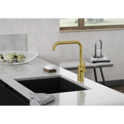 Damixa Silhouet kkkenarmatur. Brstet messing PVD