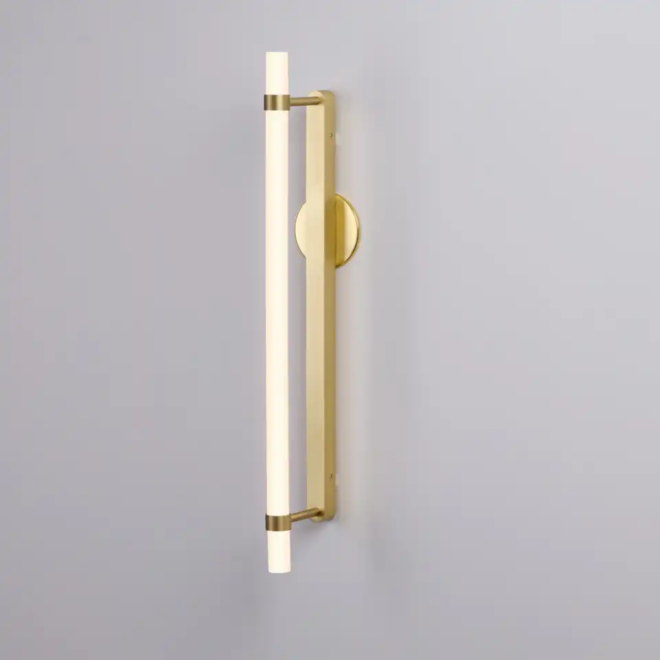 Loevschall Katana LED væglampe, messing, 60 cm